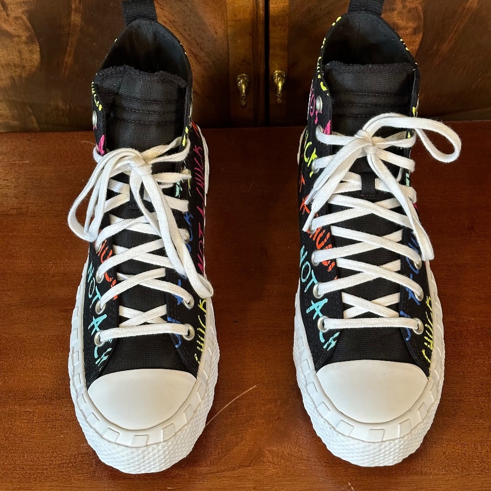 Converse(Chuck Not A Chuck)Sneakers